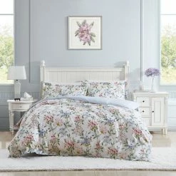 Laura Ashley Meadow Breeze 250 Thread Count Cotton Quilt Cover Set King Bed King