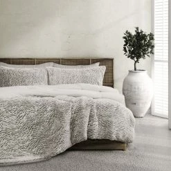 Ardor Faux Fur Sherpa 3-Piece Comforter Set Queen Bed/King Bed Natural Queen