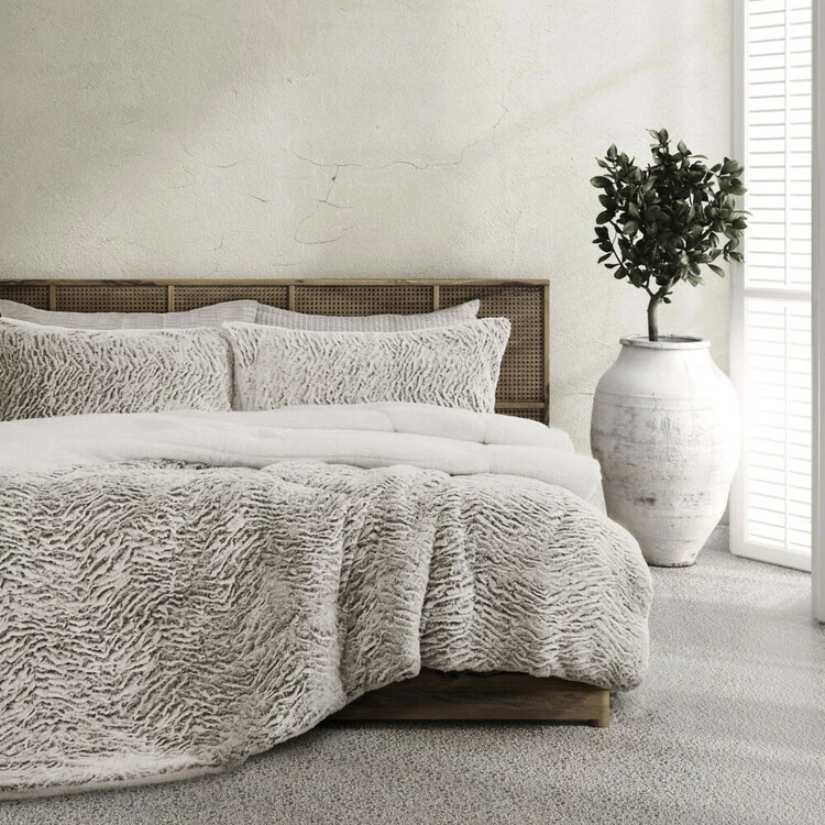 Ardor Faux Fur Sherpa 3-Piece Comforter Set Queen Bed/King Bed Natural Queen 3 Ardor Faux Fur Sherpa 3-Piece Comforter Set Queen Bed/King Bed Natural Queen