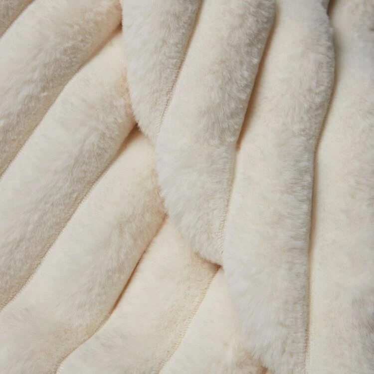 Jayson Brunsdon Homewares Jayson Brunsdon Vermont Throw 130 X 170 Cm Cream 130 X 170 Cm 3 Jayson Brunsdon Homewares Jayson Brunsdon Vermont Throw 130 X 170 Cm Cream 130 X 170 Cm